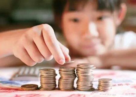 十二岁女儿爱撒谎偷钱,女儿经常偷钱还撒谎