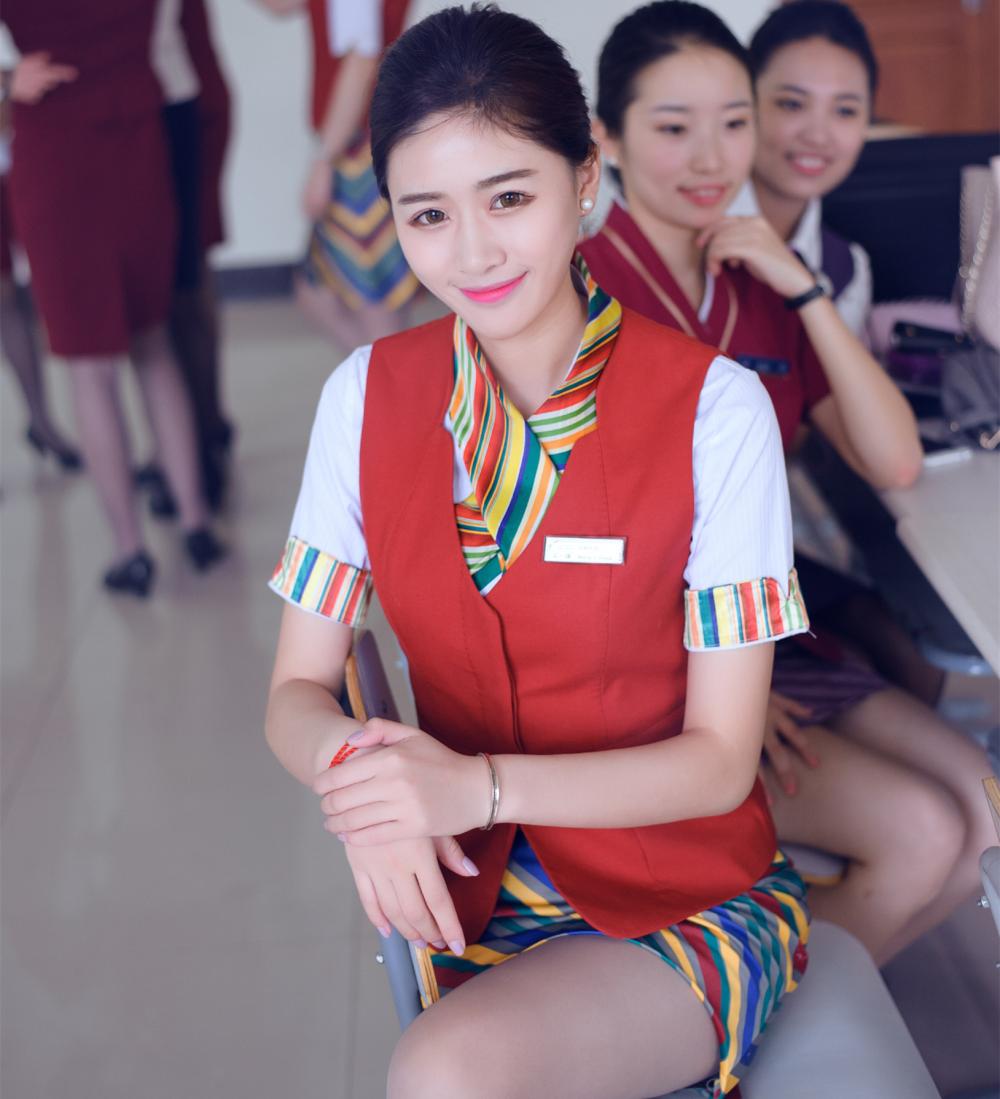 空姐穿连裤袜和普通袜的区别,空姐穿连裤袜和普通袜有什么区别