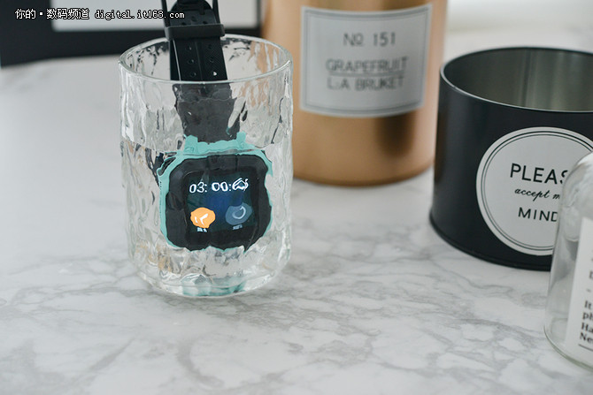 超强防水+八重定位小天才电话手表Z2评测