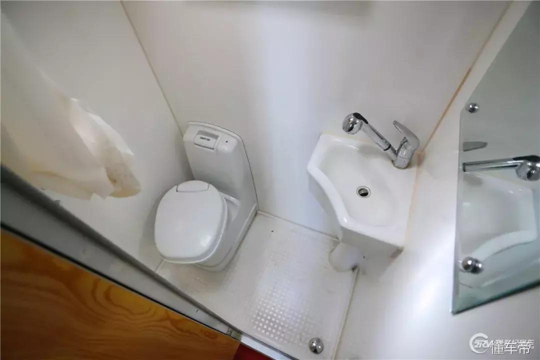 福特全新皮卡房车,福特越野皮卡房车