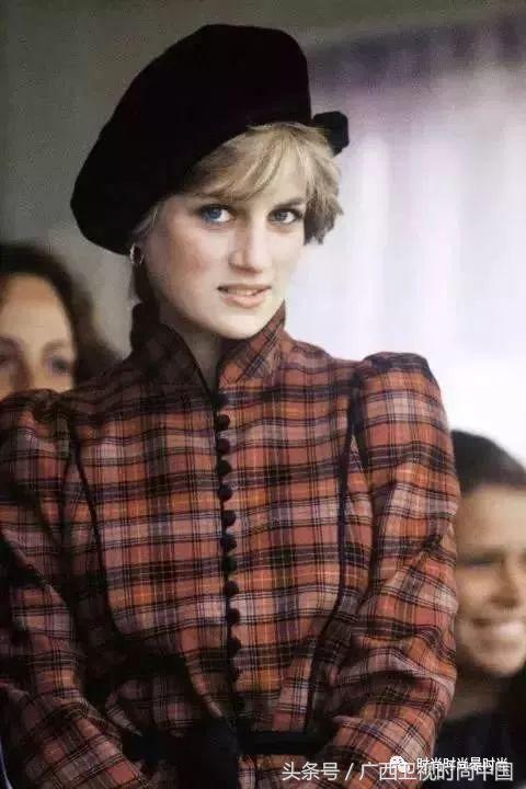 格纹高级感穿搭,格纹怎么穿显瘦