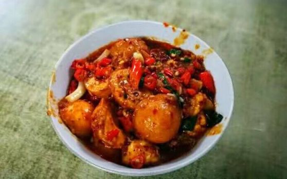 西安旅游必去景点推荐回民街,回民街好吃的小馆