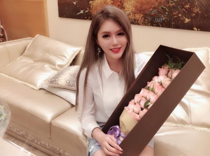 张琪格晒老家环境，直言：那个时候很自卑，怕被别人看不起！