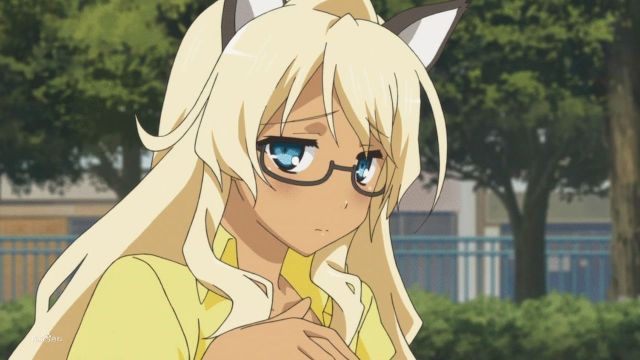 动漫眼镜娘摘下眼镜,摘下眼镜解除封印后的女生