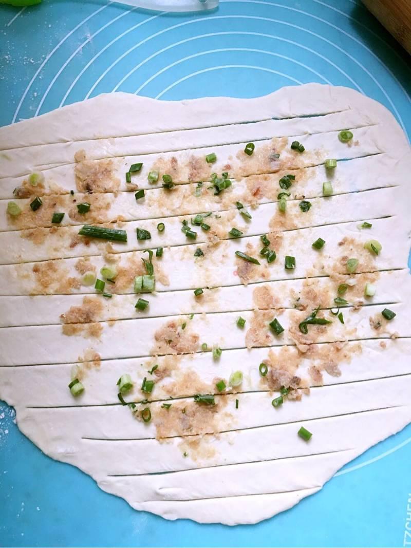 熬的猪油留下来的油渣怎么做好吃,猪油剩下的油渣做法