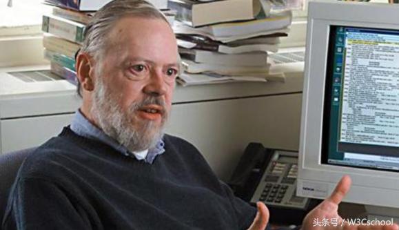 程序员学习C语言编程的4种方法，C语言之父的大作不容错过！