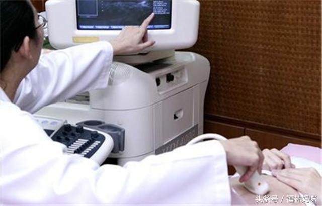 孕妇做四维怎样才能让胎儿趴着睡,做四维时胎儿坐着如何让他躺着呢