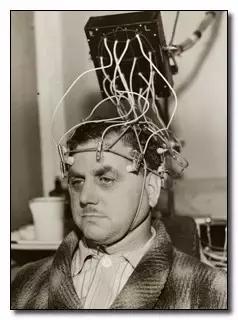 百年残暴治疗史堆砌的事实:同性恋不是病,请放弃治疗