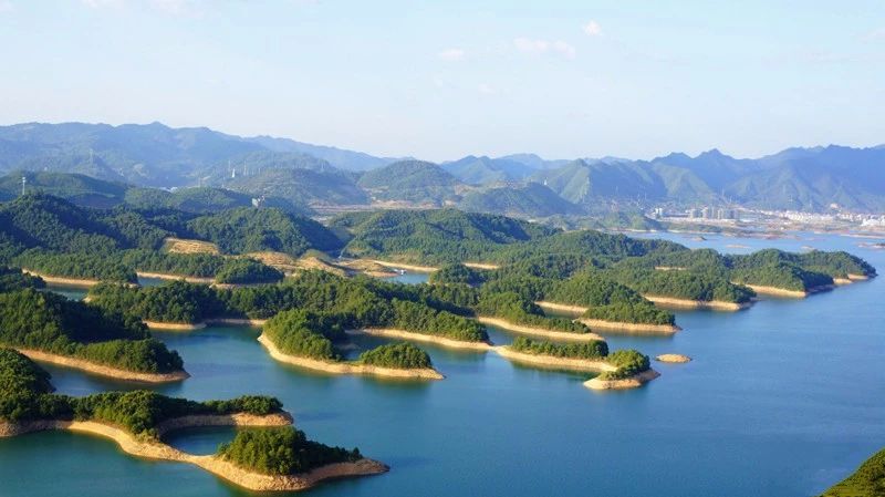 4月机票白菜价！郑州出发低至160，最快1.25小时即达！