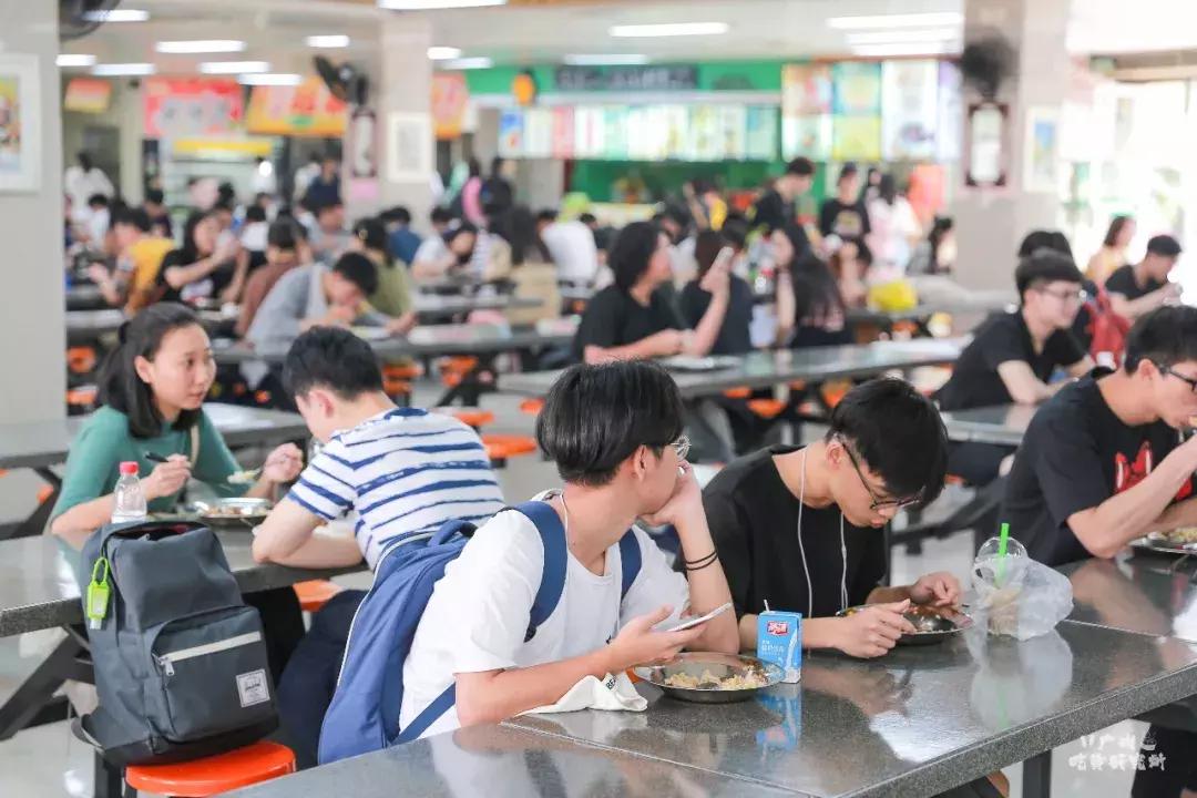 星海音乐学院伙食,星海音乐学院饭堂贵不贵