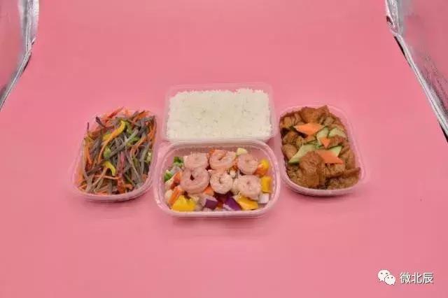 让北辰区老人吃的更舒服！每天15元，饭菜送到家~