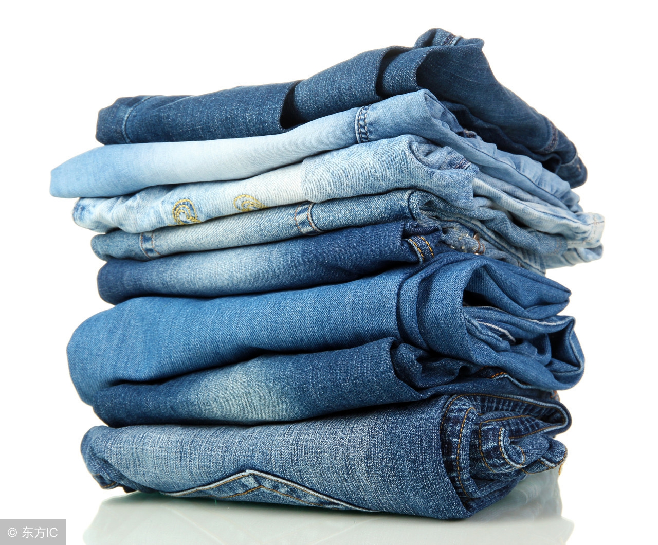 怎么洗衣服干净又不会磨损衣服,什么丝绸衣服不腐烂不起球