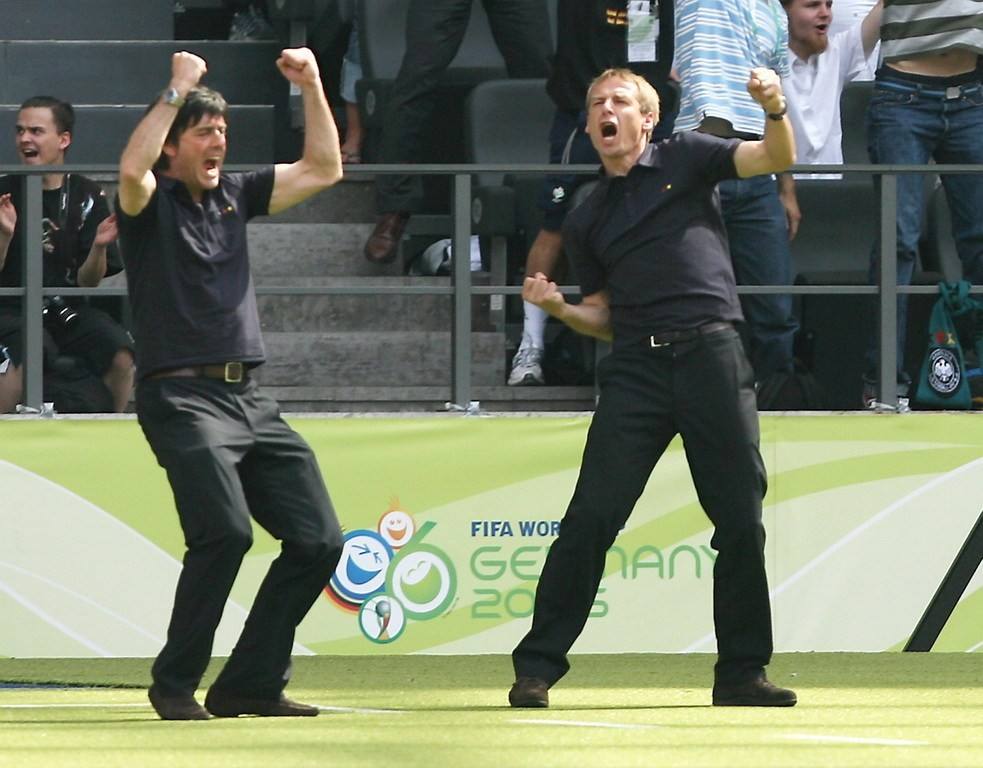 勒夫，凭什么从一个寂寂无闻的球员变身德国主教练？