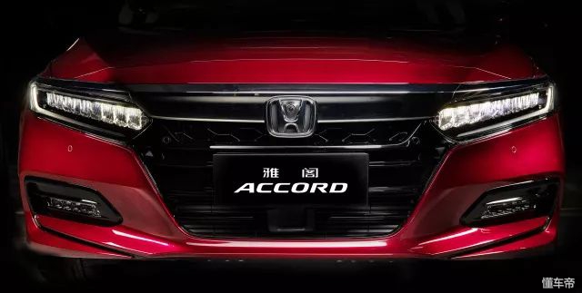 雅阁的腰线好看吗,雅阁车身腰线