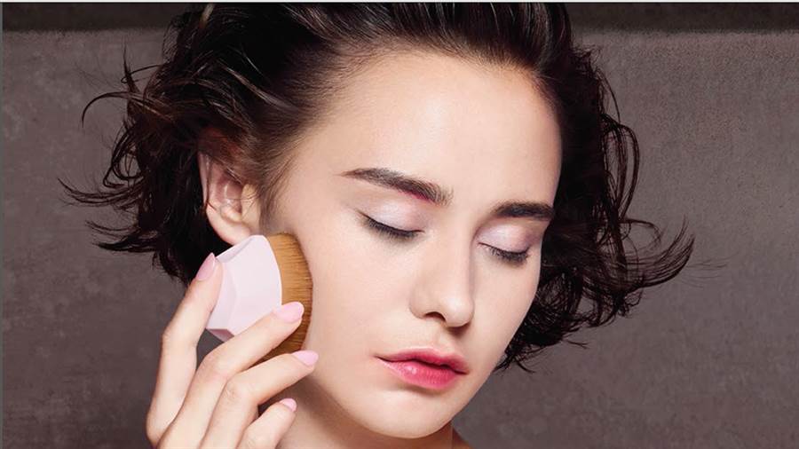 定妆粉饼推荐测评持妆久不暗沉,不脱妆不卡粉不用定妆粉的气垫