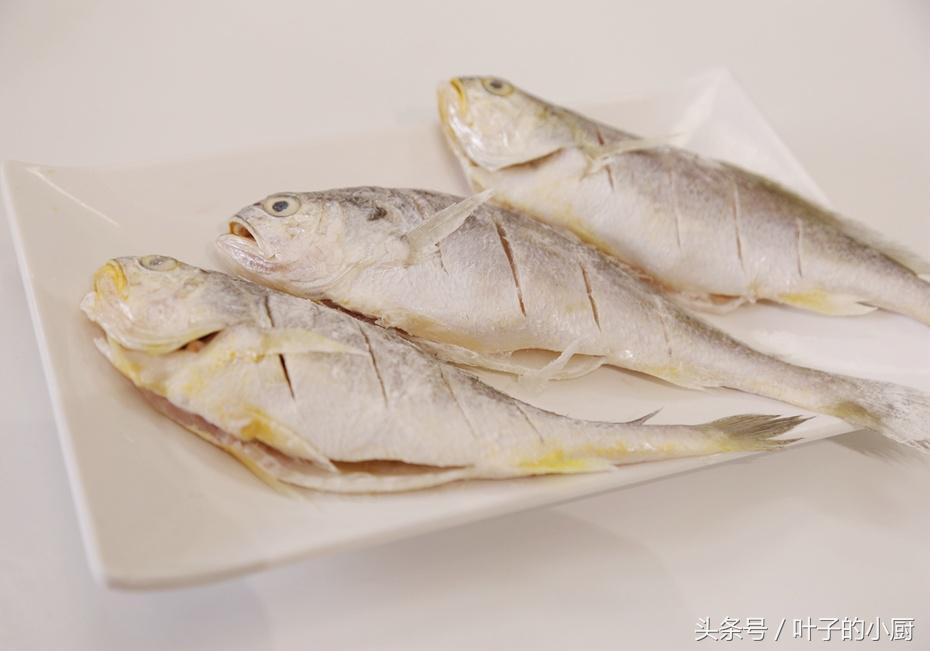 煎鱼不散的小窍门,煎鱼不腥的小诀窍