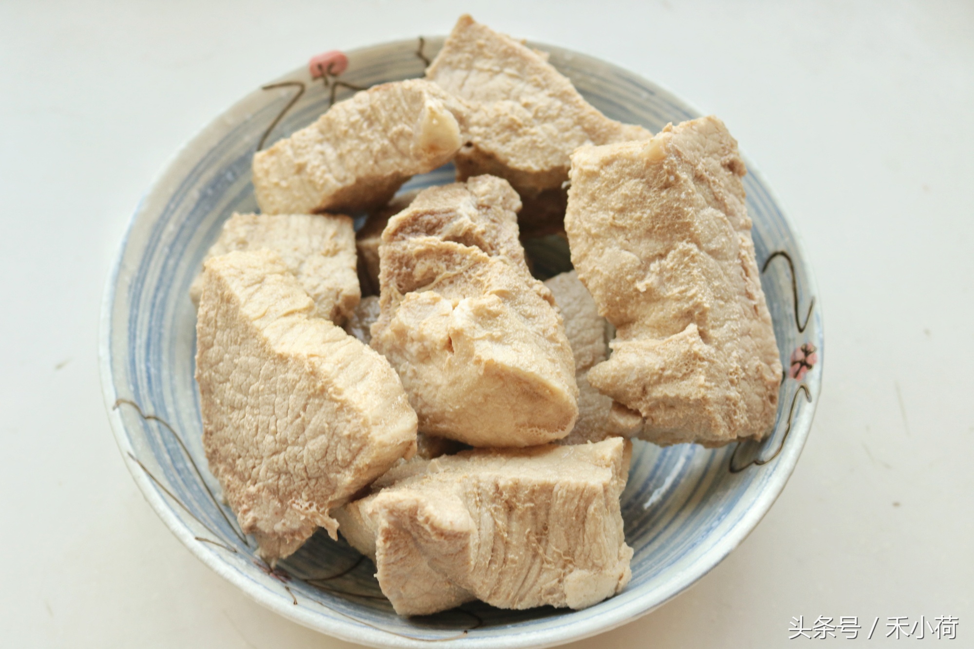 自制鸡胸肉肉松怎么蓬松不发硬,自己做的肉松为什么干干的不蓬松