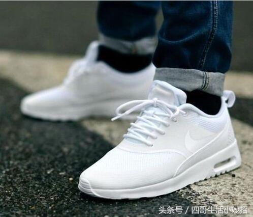 小白鞋怎么清理呀,小白鞋怎么清理才干净