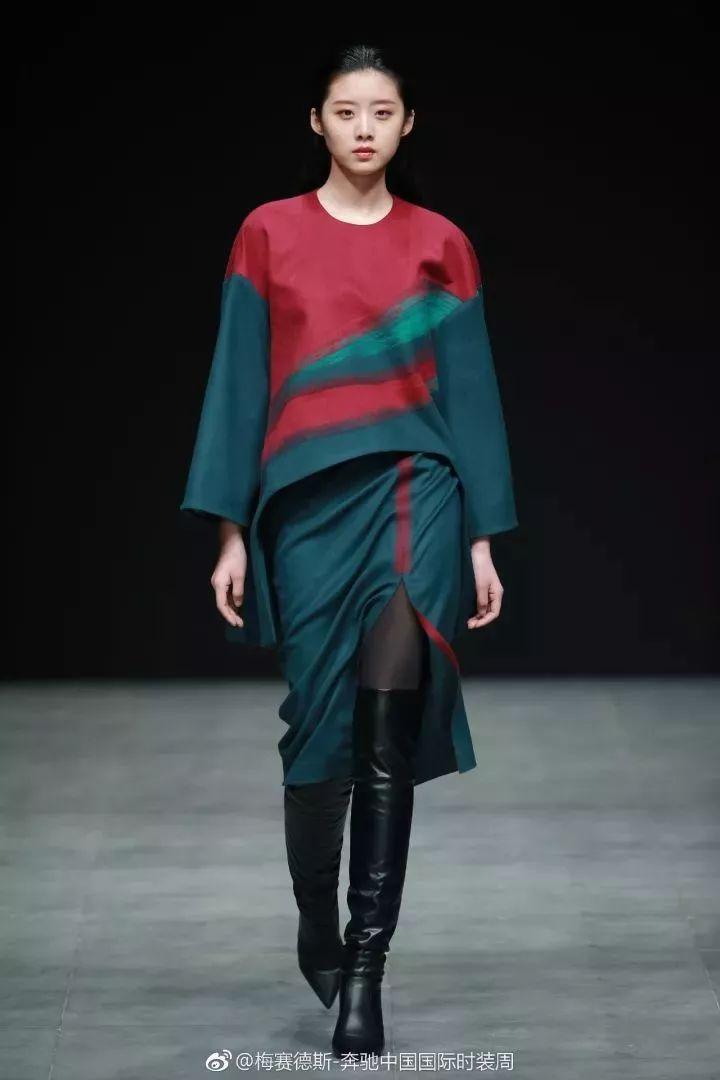 冷暖肤色服装搭配知识,服装搭配知识分享