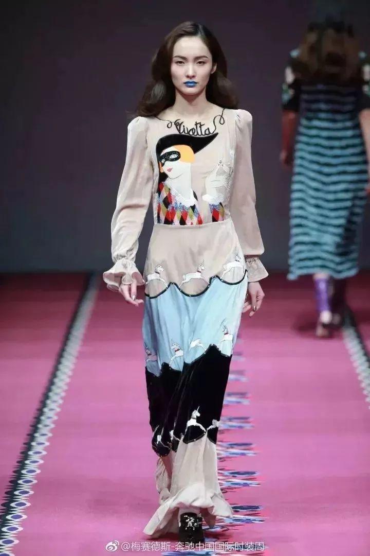 冷暖肤色服装搭配知识,服装搭配知识分享