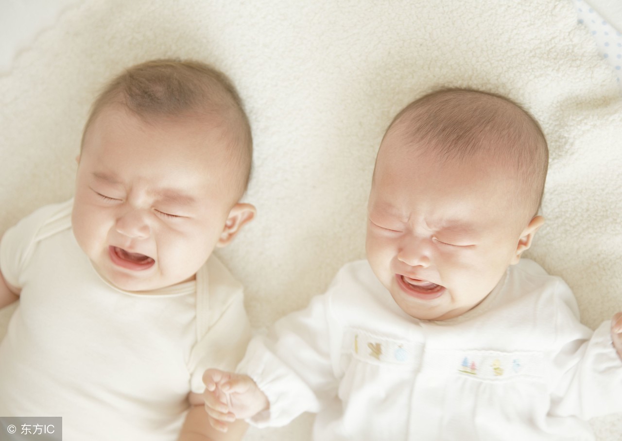 怎样给孩子断奶不哭闹,关于小孩断奶的视频