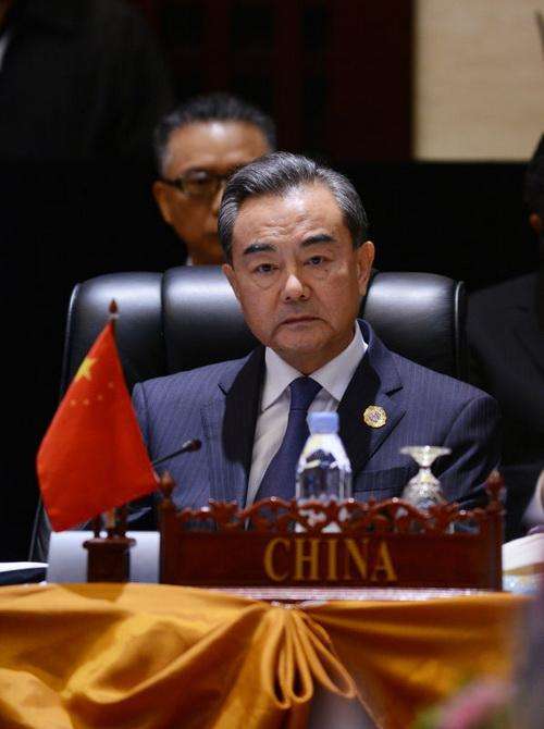 为什么之前紧身衣豆豆鞋那么火,紧身裤豆豆鞋为什么不好看