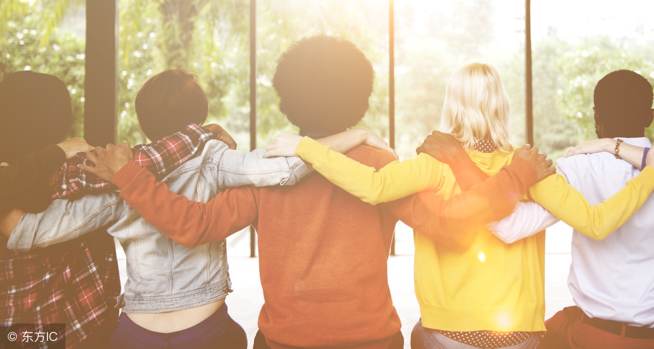 描写友情的好词好句,高考作文素材摘抄好词好句友情