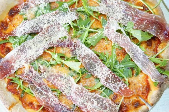 安徽夫妻开的披萨店，却被歪果仁踏破门槛……