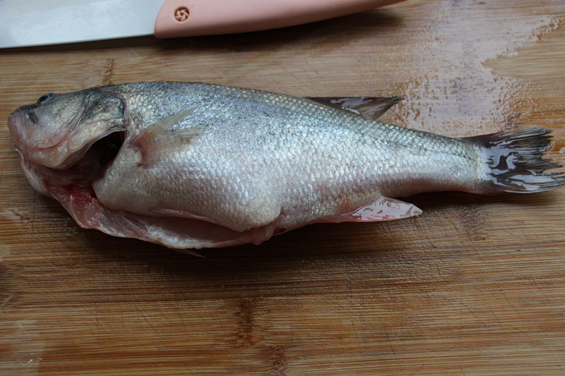 吃鱼怎么做才能吃得干净,教你懒人吃鱼新方法简单