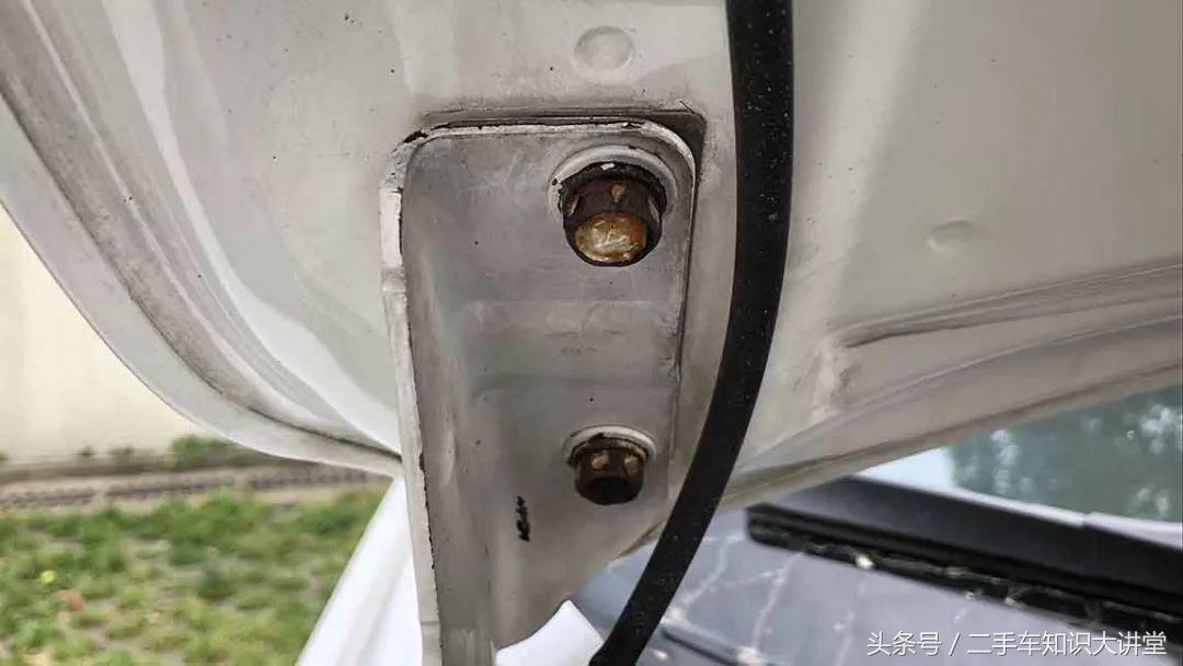 他长途奔袭1200公里，却买到一台重大事故车！