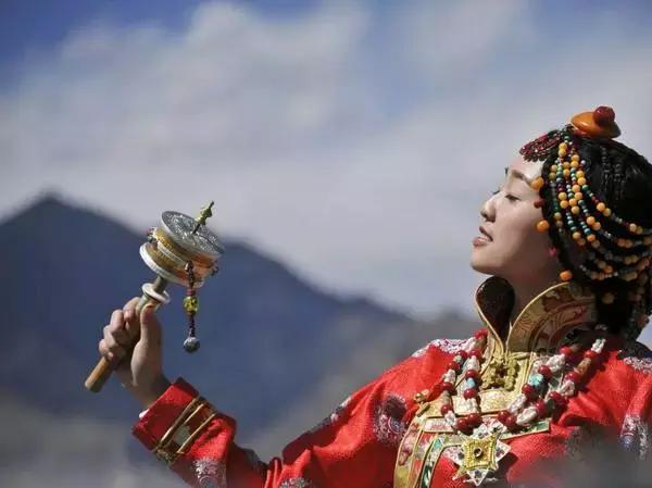 西藏购物食物必买清单及攻略,西藏必买的十大东西