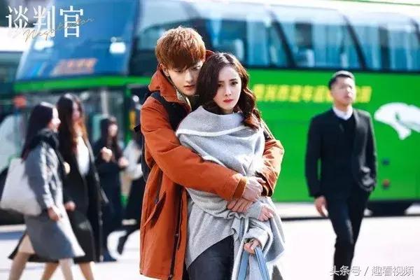 杨幂回应诈捐门是真的吗,杨幂诈捐门影响大吗