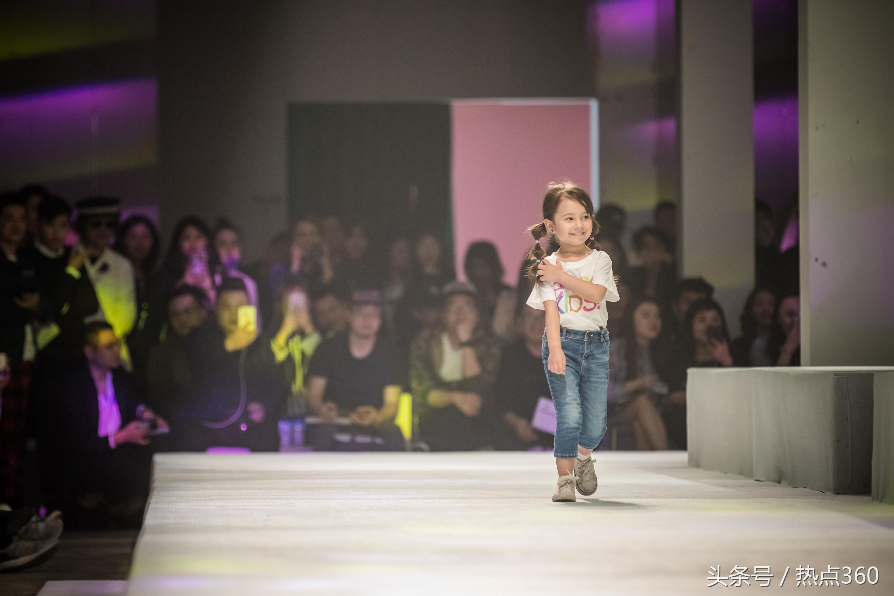 全黑走秀服饰,淘宝模特都有什么类型的服装