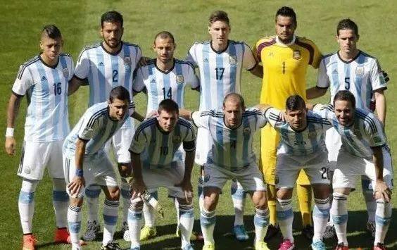 天下足球梅西封王,利昂内尔梅西封王