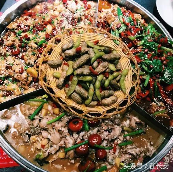 吃小龙虾一口一个好吃的,西安一生必吃的小龙虾