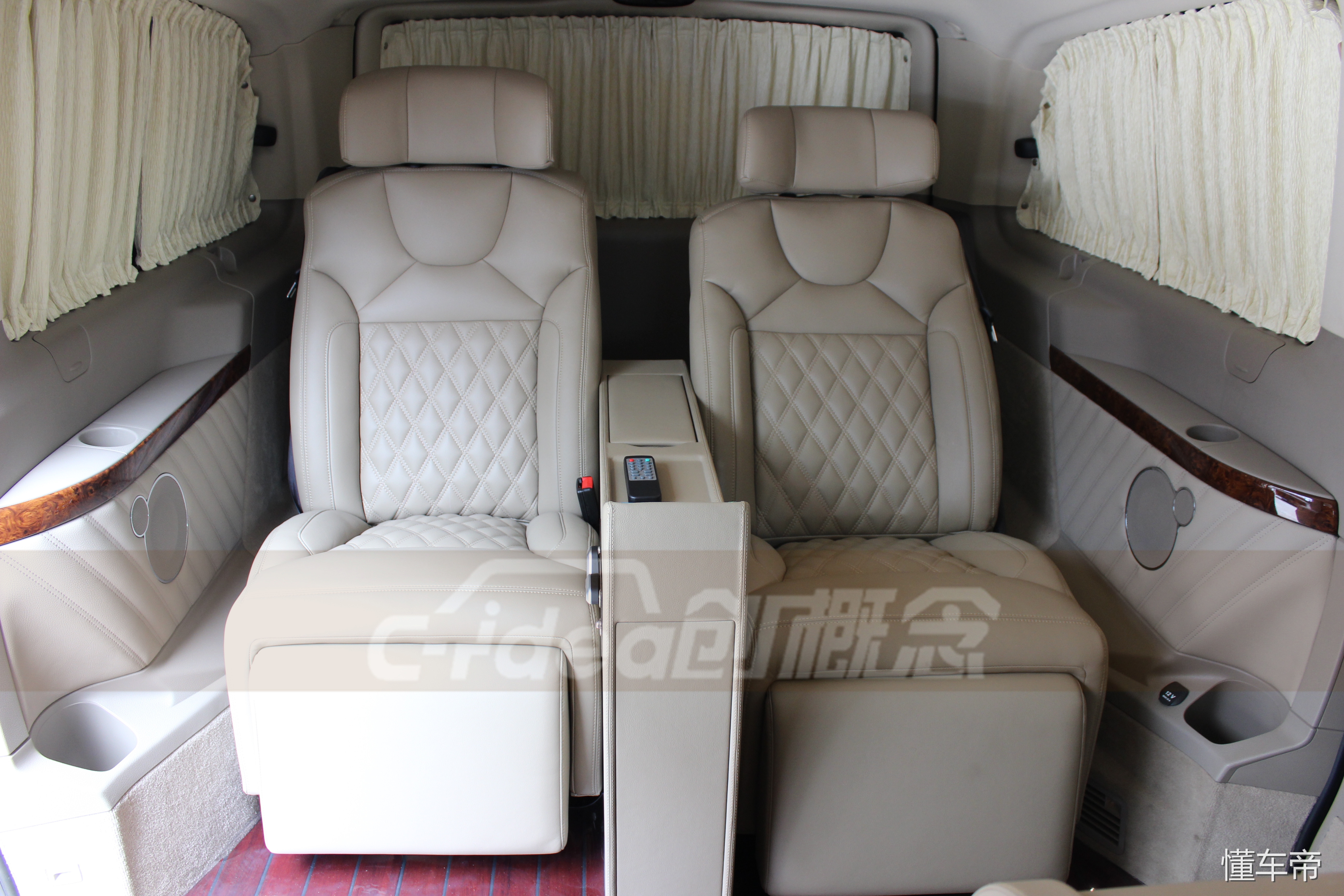 奔驰唯雅诺改装房车,沈阳奔驰唯雅诺改装