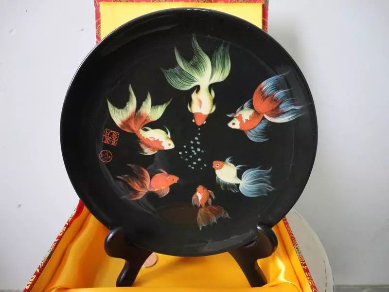 福建脱胎漆器已有180多年历史,脱胎漆器和木胎漆器