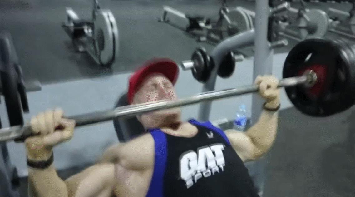 胸肌训练胸大肌,如果你的身体很强壮会怎么样