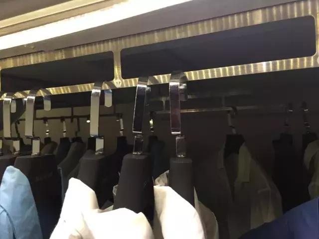 衣柜五金配件有哪些,砖砌衣柜内部五金配件