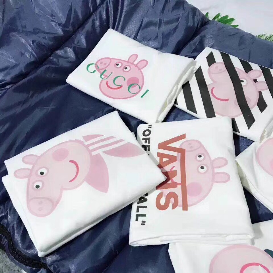 小猪佩奇的真实身份,小猪佩奇虚拟人物真实故事