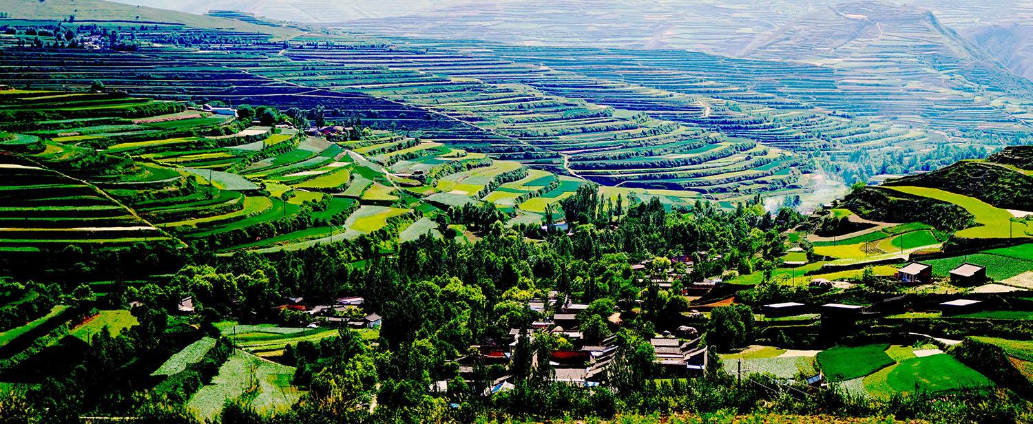 山沟沟里的村庄有哪些,一个山沟沟里的村庄