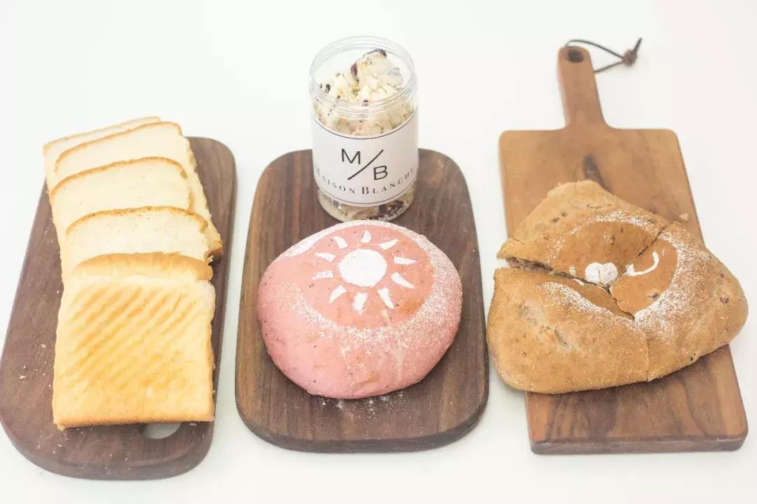 沿江大道惊现梦幻白房子,来的人都想和老板做朋友!