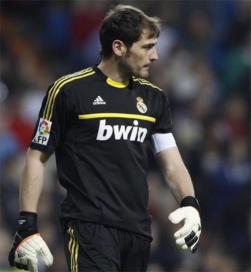 足球视频梅西c罗,足球大神梅西和c罗