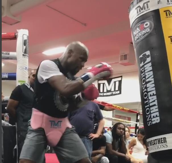 梅威瑟捷克豹手表,世界上最富有的拳王梅威瑟炫富