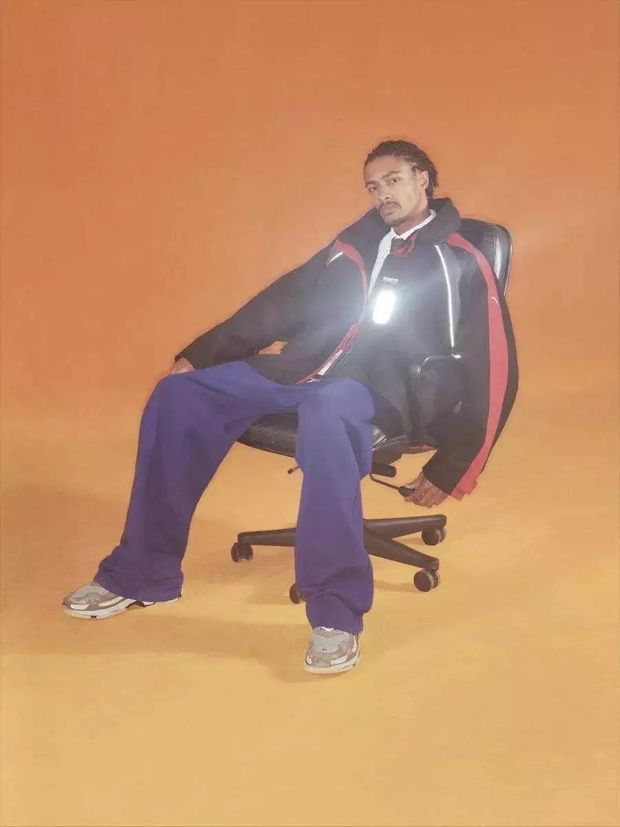 巴黎世家的丑玩意真的有人买吗,巴黎世家真货真的就比假货好吗