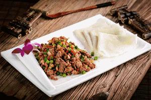 没有什么是一顿全羊宴解决不了,没有什么是一顿羊排解决不了的事