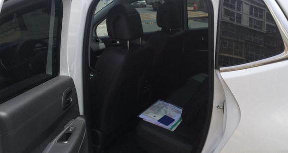 16万买5008,标致3008车2.0自然吸气车值得买吗