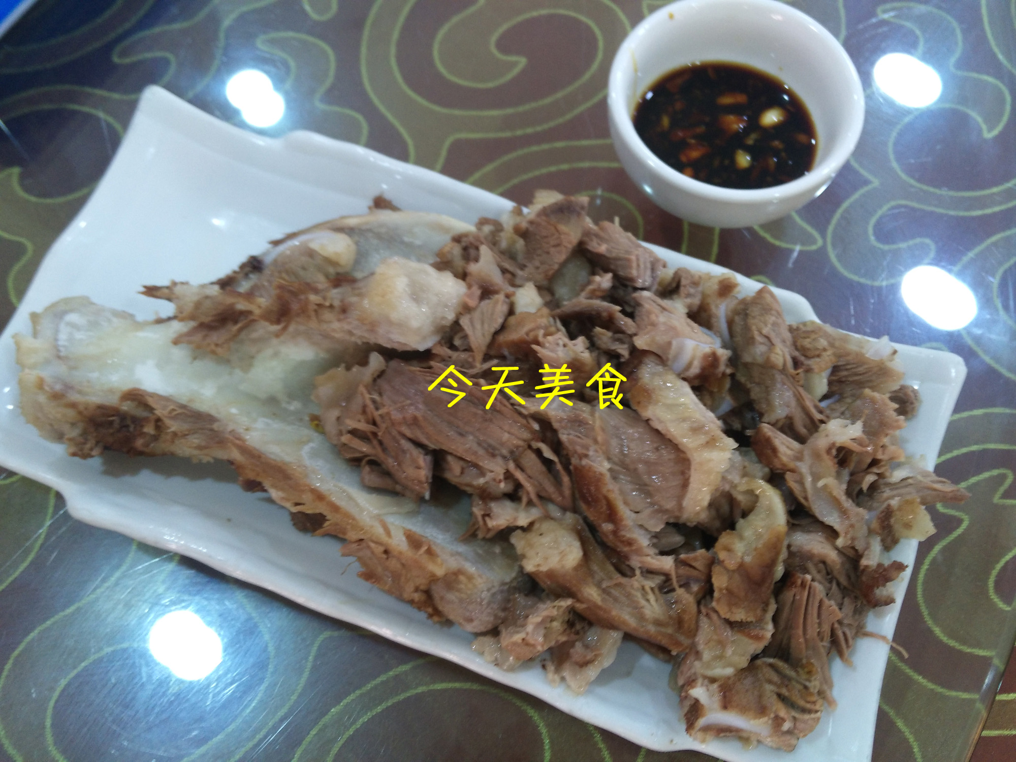 一桌丰盛鲜美海鲜大餐呈献给大家,十道海鲜盛宴简直好吃到跺脚