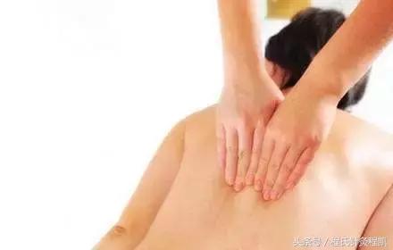 这个穴位与神医华佗有关，程凯老师教你两招充分利用好它！