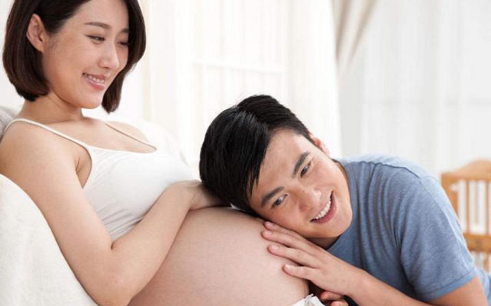 孕晚期这2周是胎动高峰期!经常被宝宝拳脚问候,你中招了吗?